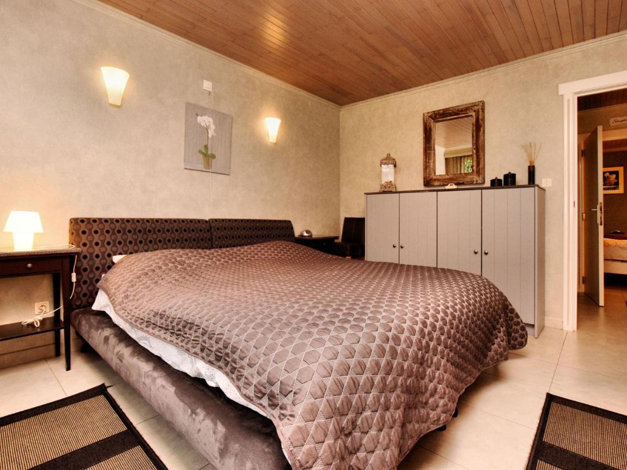 Luxurious Holiday Home With Jacuzzi Filly Exterior photo